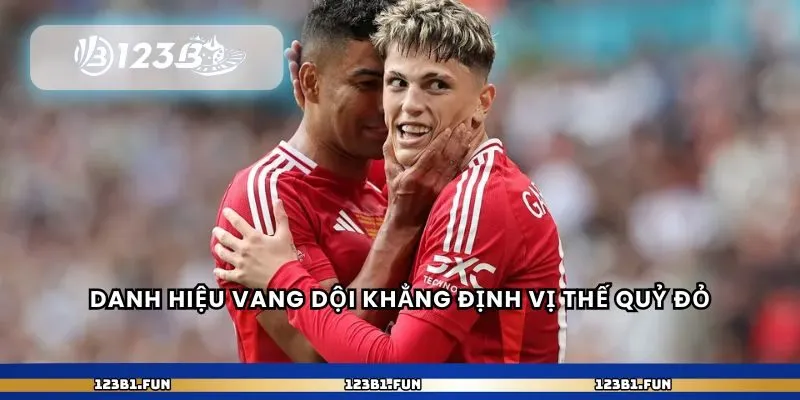 Danh hiệu vang dội khẳng định vị thế Quỷ Đỏ